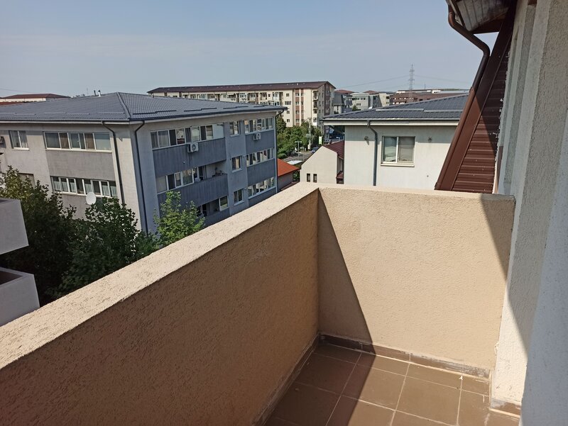 3cam.dec-2bai,2balcoane,mutare imediata,8min metrou Leonida